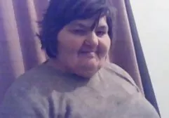 Men kiss the babe with big muscles