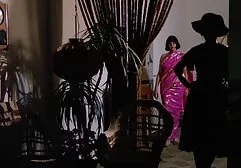 Drunk guys forcibly otbebali hotel maid