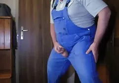 Cute Tahitian skillfully fucks and takes cum in her pussy