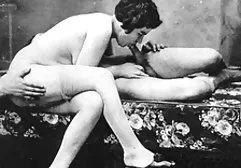 Fat chick passionately satisfied with his hand