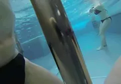 Khokhlushka Natasha spits with a youngster