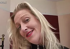 Guys look at the orgy of hot lesbians