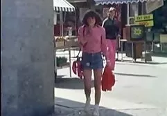 18 year old babe zhahaetsya with the boy on the bed