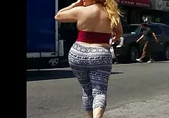 Milaha showed in private buttocks in short shorts