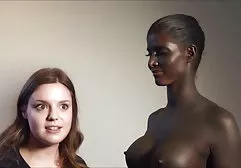 Hidden camera in a common bath fixes chicks with different shapes