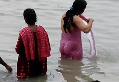 Mature mother strapon daughter after chic cunnilingus