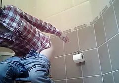 American porn video with a passionate blowjob from a crumb