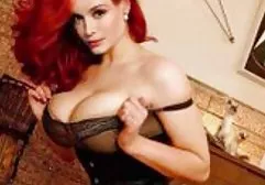 Forest nymph jerks off a pussy on a tree