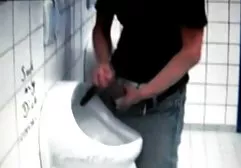 Betty put cancer in the dressing room and zhahnuli in the ass