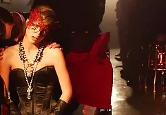 A man fingers developed his wife's anus and gave her to suck