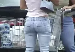 Experienced nigga pulls young girl on his instrument