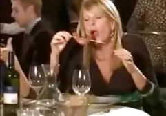 The guy sheltered a pretty girl for the night and fucked her.