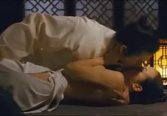 Sexy Brazilian fucks herself with her fingers